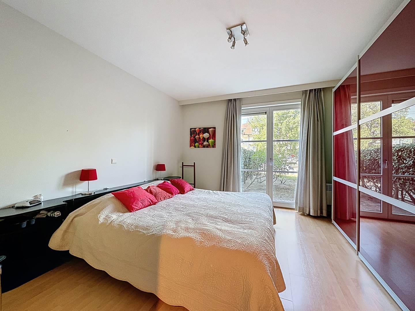 Prachtig appartement nabij het centrum van Sint-Idesbald. - foto 4