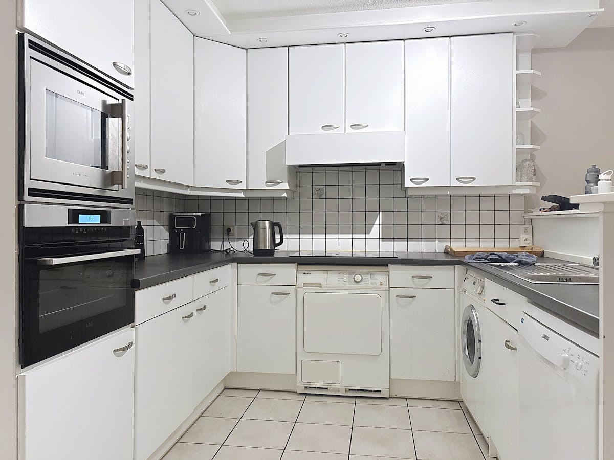 Appartement prêt à emménager avec 2 chambres et terrasse ensoleillée à Torhout. - photo 3