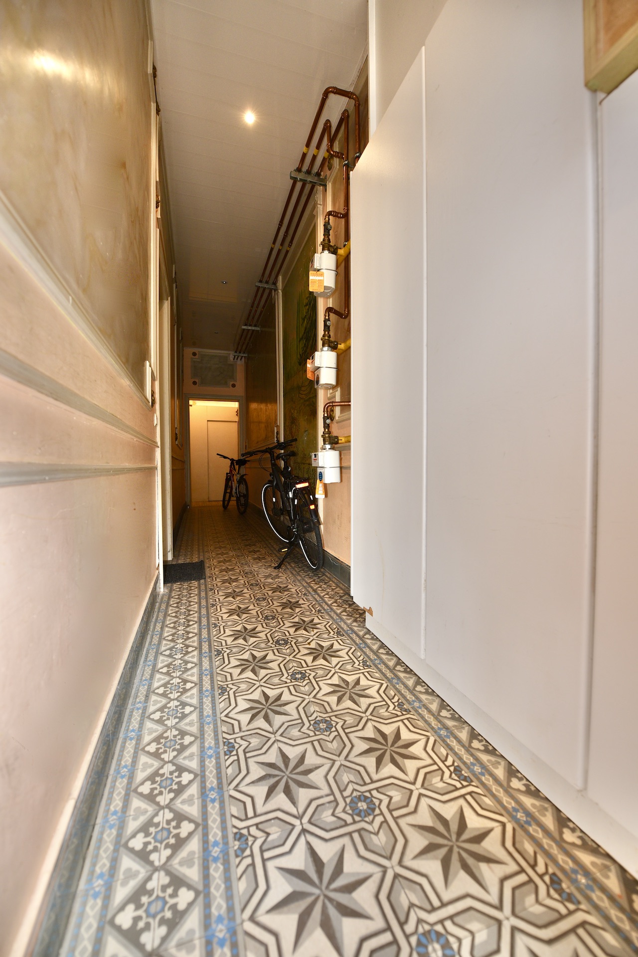 Appartementsgebouw met 3 app,3 terr en tuin voor 595.000 EUR - foto 4