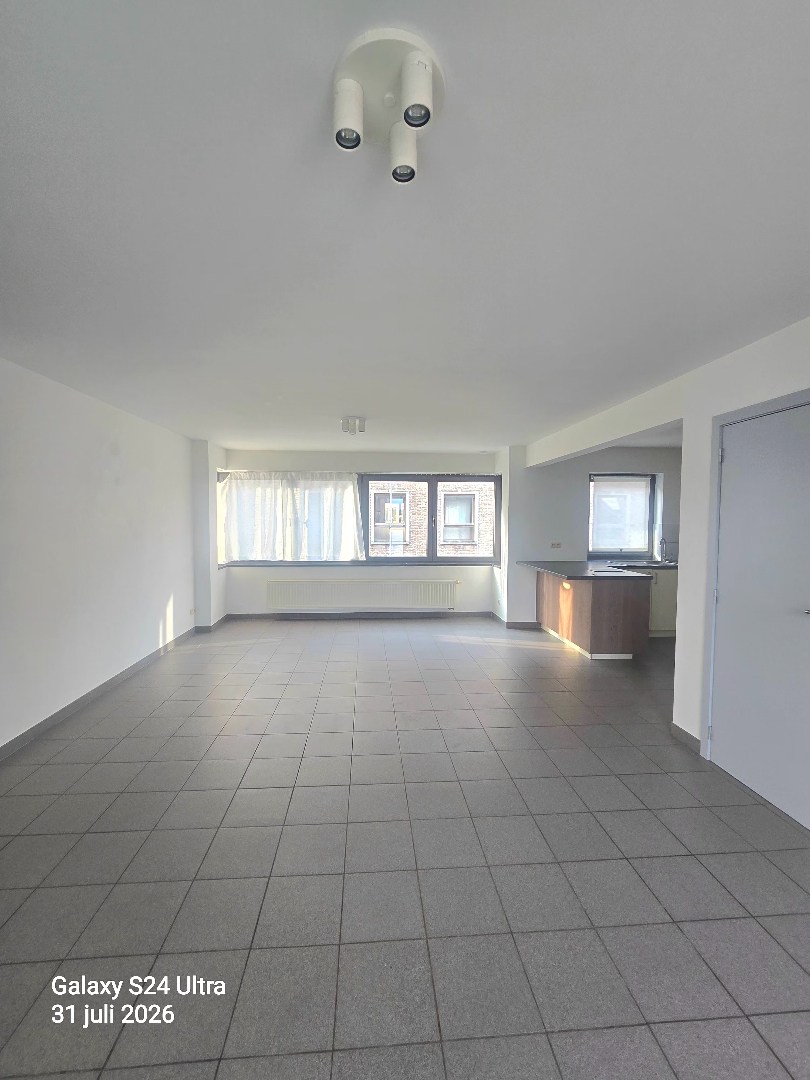 Modern recent appartement met terras: - foto 5