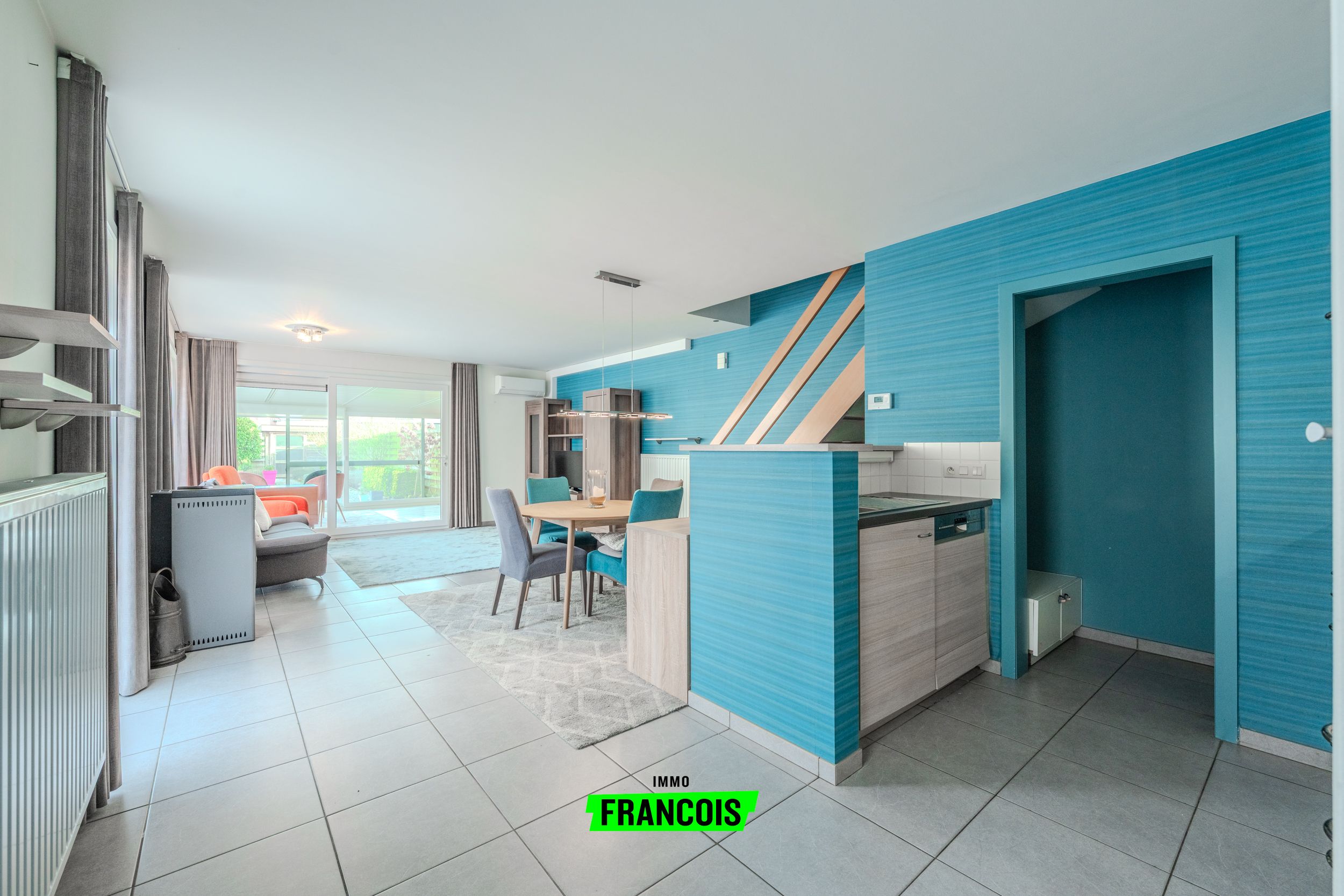 Instapklare halfopen woning (EPC B!) met zonnige tuin in rustige buurt van Middelkerke: Zonnepanelen en warmtepomp - foto 4