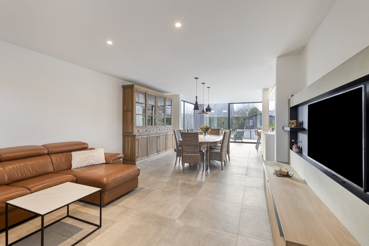 Maison rénovée de 4 chambres à vendre à Stekene - photo 3