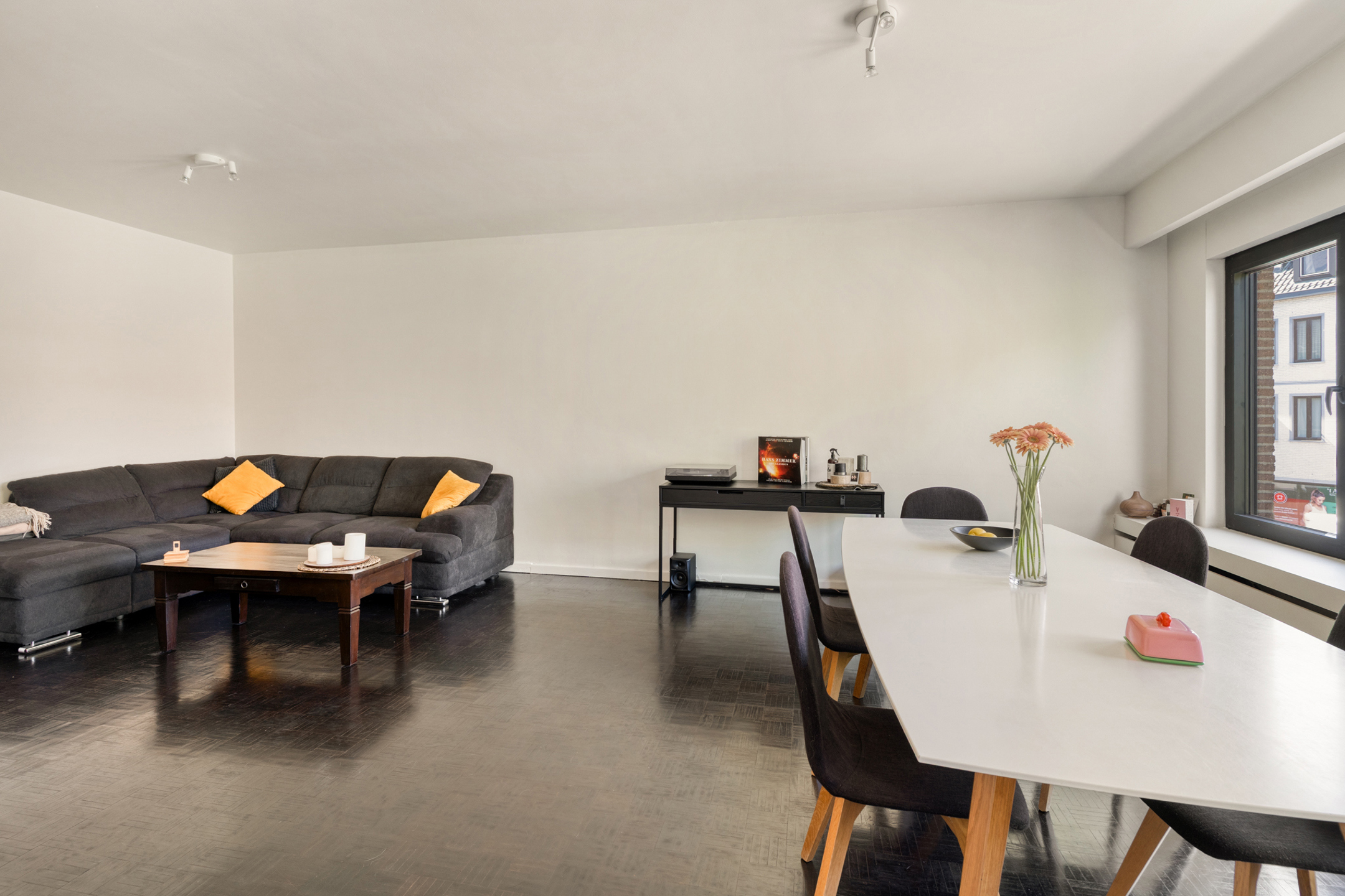 Zeer ruim duplex-appartement met 3 slaapkamers - foto 3