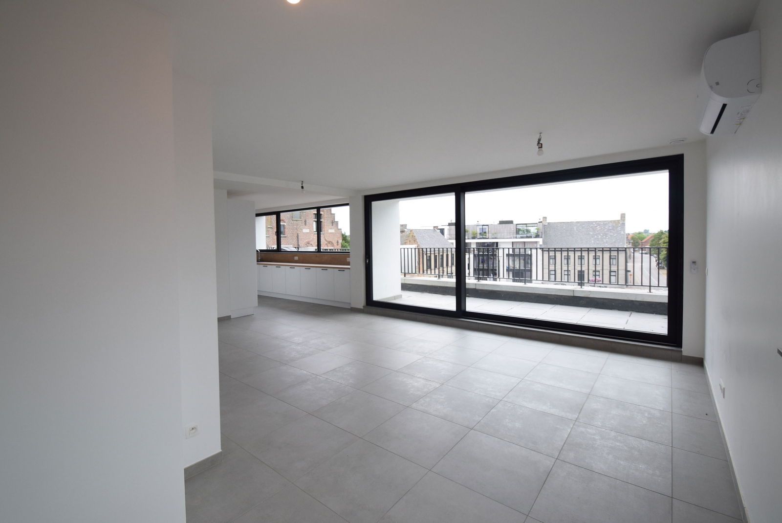 Ruim nieuwbouwappartement in Handzame met fraai uitzicht - foto 5