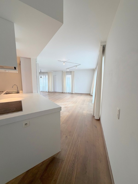 PRACHTIG LUXE APPARTEMENT MET GROOT TERRAS EN GARAGE MET EEN TOP LIGGING - photo 5