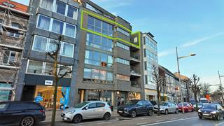 Dit stijlvolle appartement op de vierde verdieping van residentie Belladonna combineert een centrale ligging met uitzonderlijk veel lichtinval en...