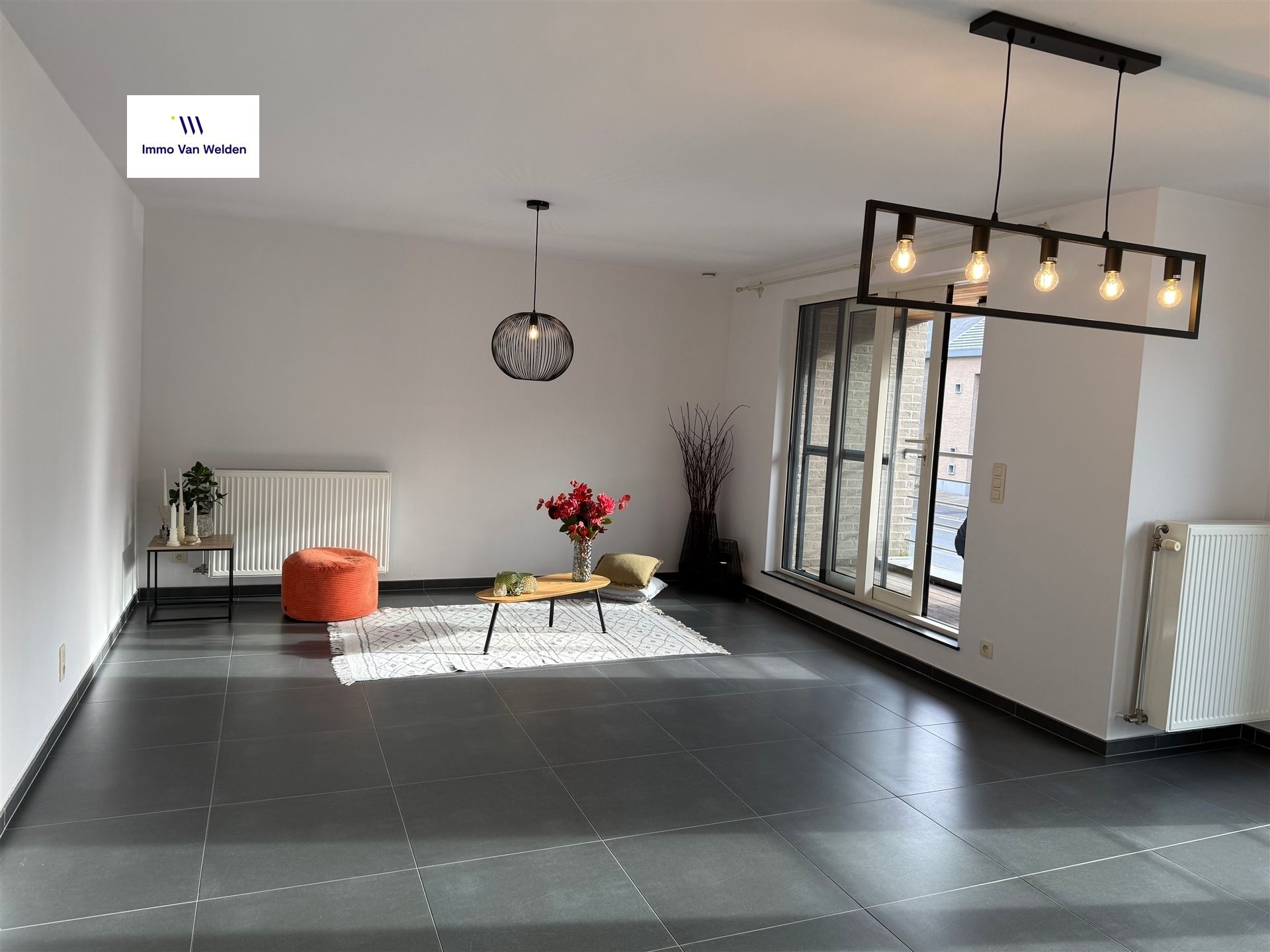 Stijlvol appartement met 2 slaapkamers, terras en garage - foto 5