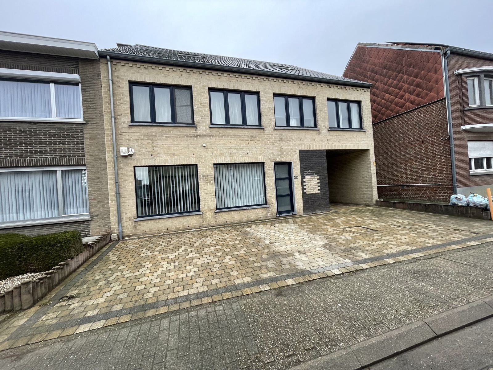 Ruim duplexappartement met garage in hart van Drieslinter - foto 1