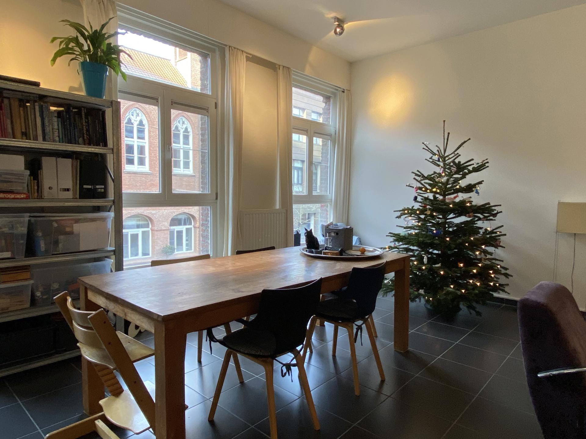 Appartement à louer à Anvers avec 3 chambres - photo 2