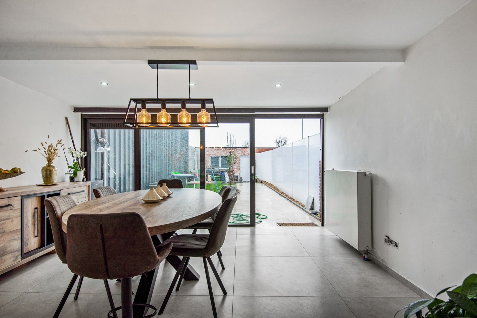 Gerenoveerde woning met 3/4 slpk, garage en tuin te Boom! - foto 2