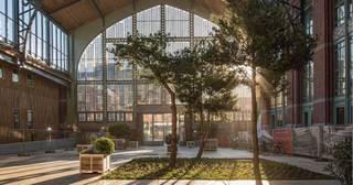 <div>
<div>
<div>
<div>
<div>Telephone: 02 318 18 08 - The Park Lane - Courtyard II project consists of 11 buildings at Tour & Taxis, including this one, called Newport, with 23 apartments spread over 4 floors. A large part of the units will have a terrace overlooking the project's gardens. Its architectural style designed by awg architects is immediately eye-catching. The building is located along the park's boulevard and has been executed in red bricks, a reference to the typical Brussels architecture. Together with the Jaydon building, it is located on one side of what could be called a central door that opens onto Courtyard II.<br />A guaranteed flawless investment in this green district in the center of Brussels!</div>
</div>
</div>
</div>
</div>