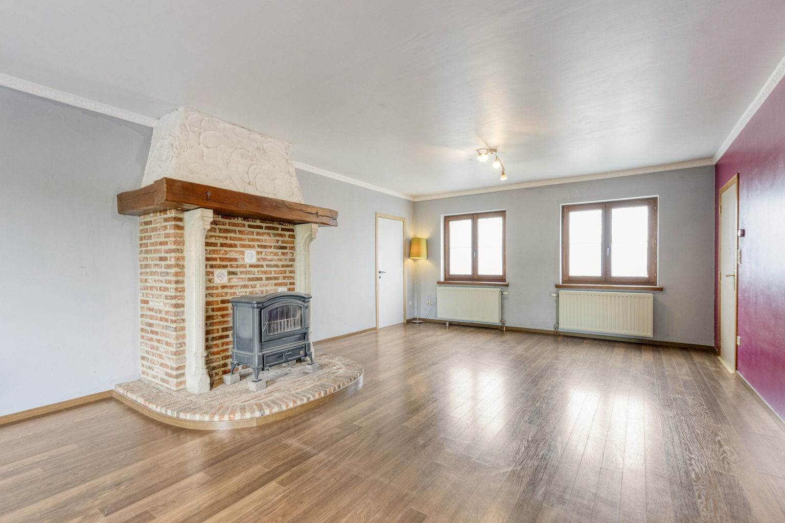 EEN WONING MET KARAKTER,  KLAAR OM TE SCHITTEREN ! - foto 4