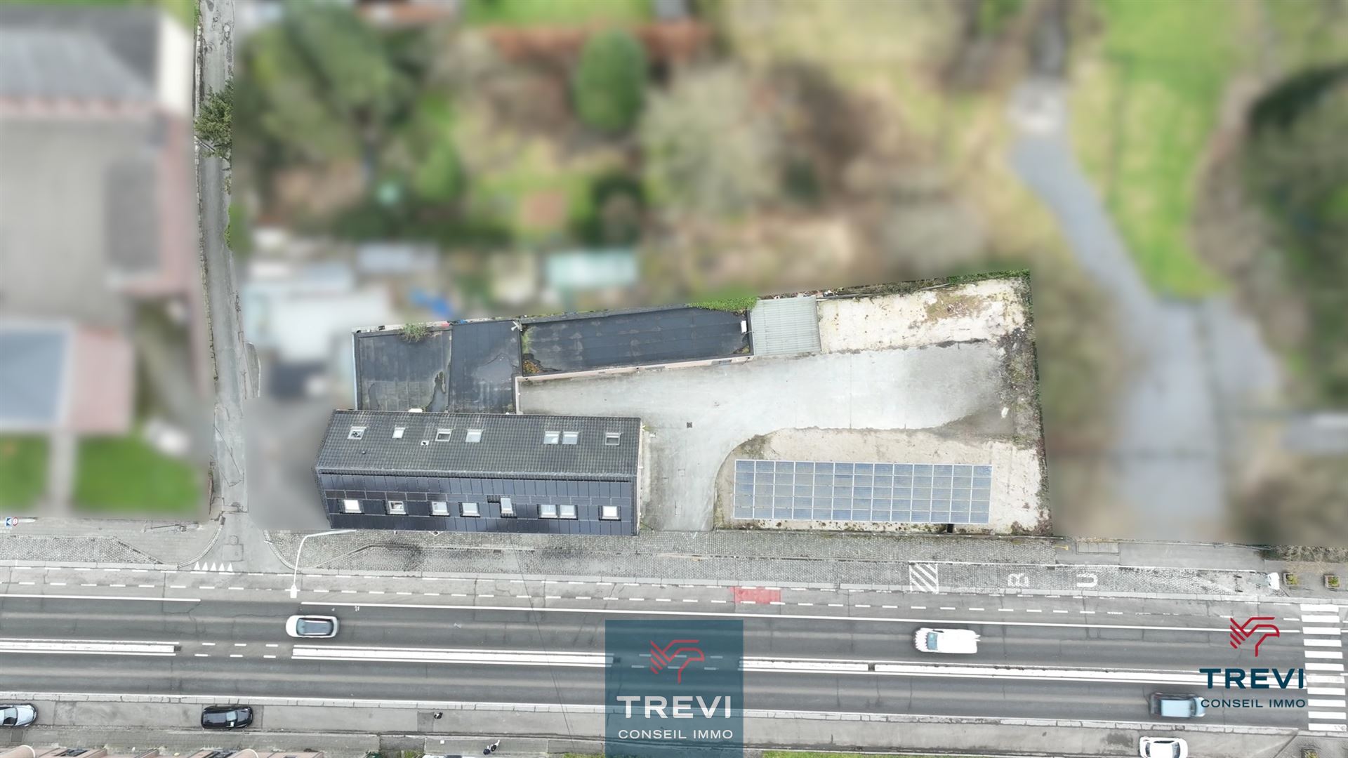 Immeuble commercial + terrain à bâtir - photo 3