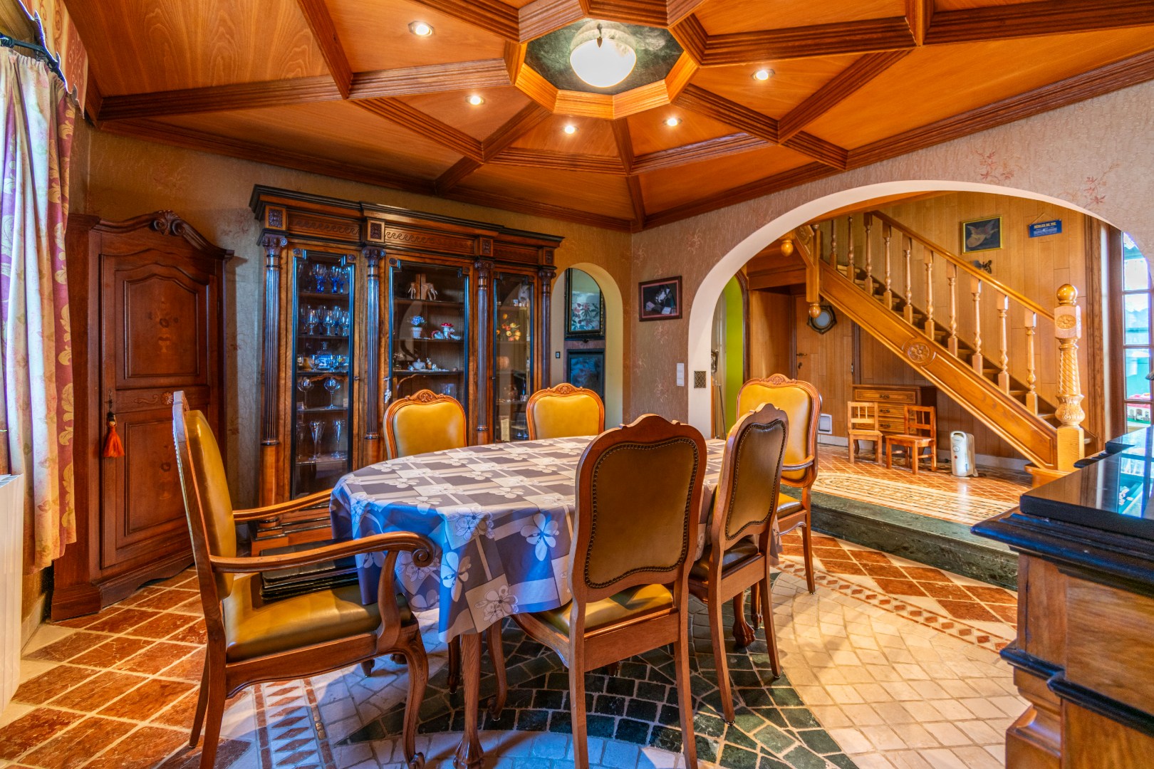 House for sale in Saintes with 5 bedrooms - photo 3