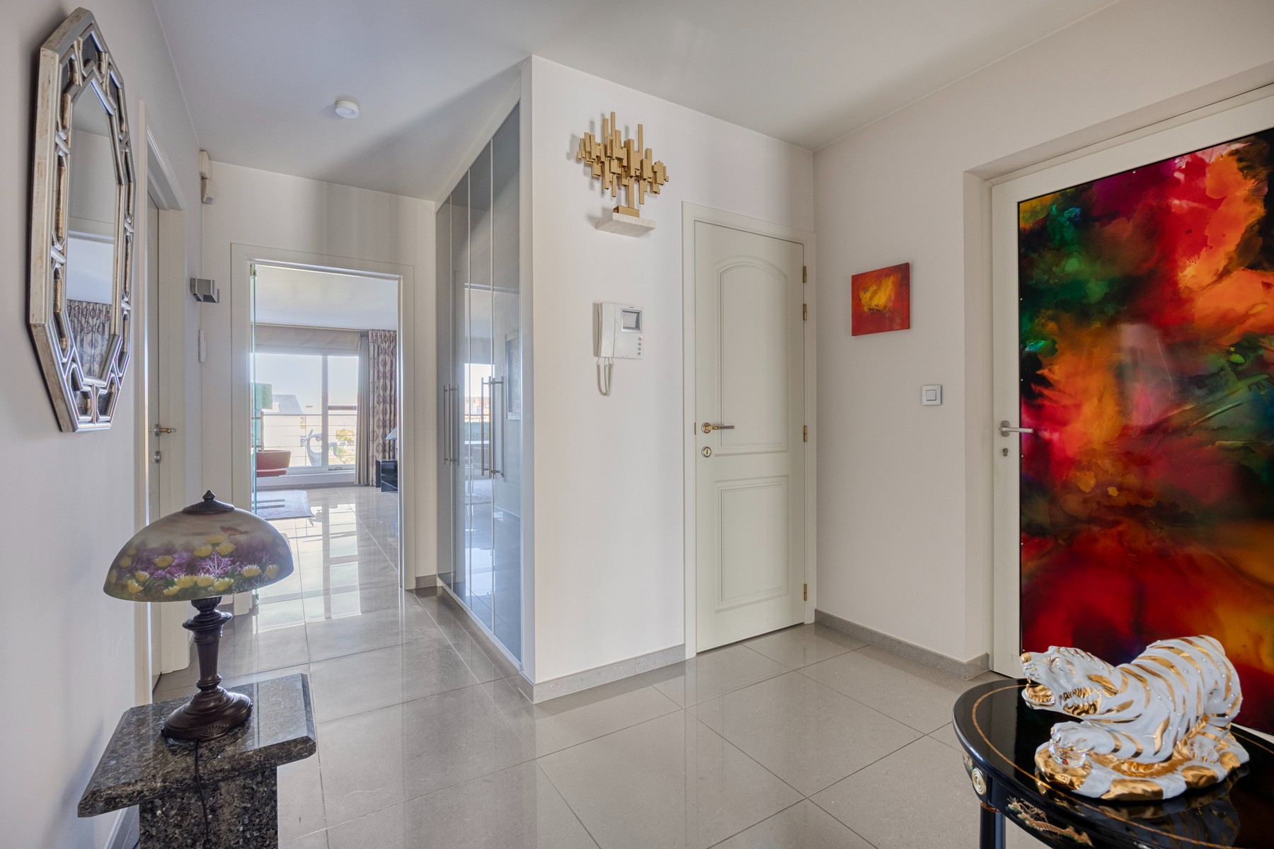 Appartement luxueux à proximité du centre - photo 3