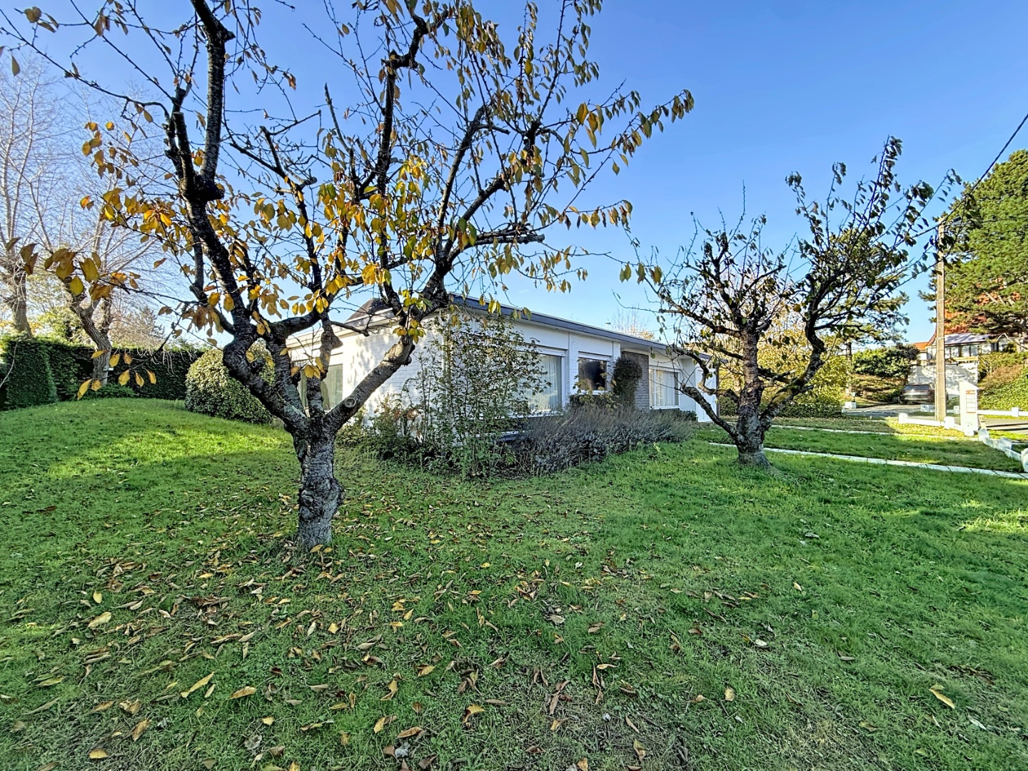 Villa à rénover idéalement située dans le quartier prisé Simli à Nieuport-Bains - photo 1