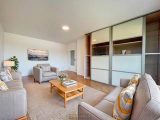 Te huur, instapklaar en energiezuinig appartement met 2 slaapkamers op topligging in RonseOp een uitstekende locatie in het hart van Ronse bevindt...