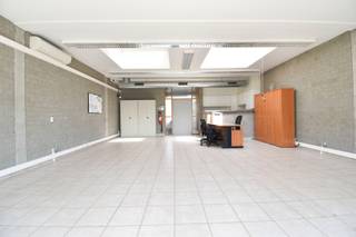 Commercial for sale in Moorslede