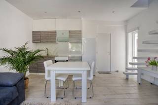 DISCOVERY DAY woensdag 20/05 van 16u tot 18u. (Enkel op afspraak!)Kom als eerste deze woning bezoeken.Welkom in het centrum van Amougies, waar...