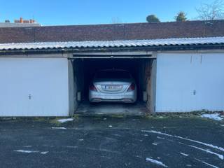 Garage à louer à Hal