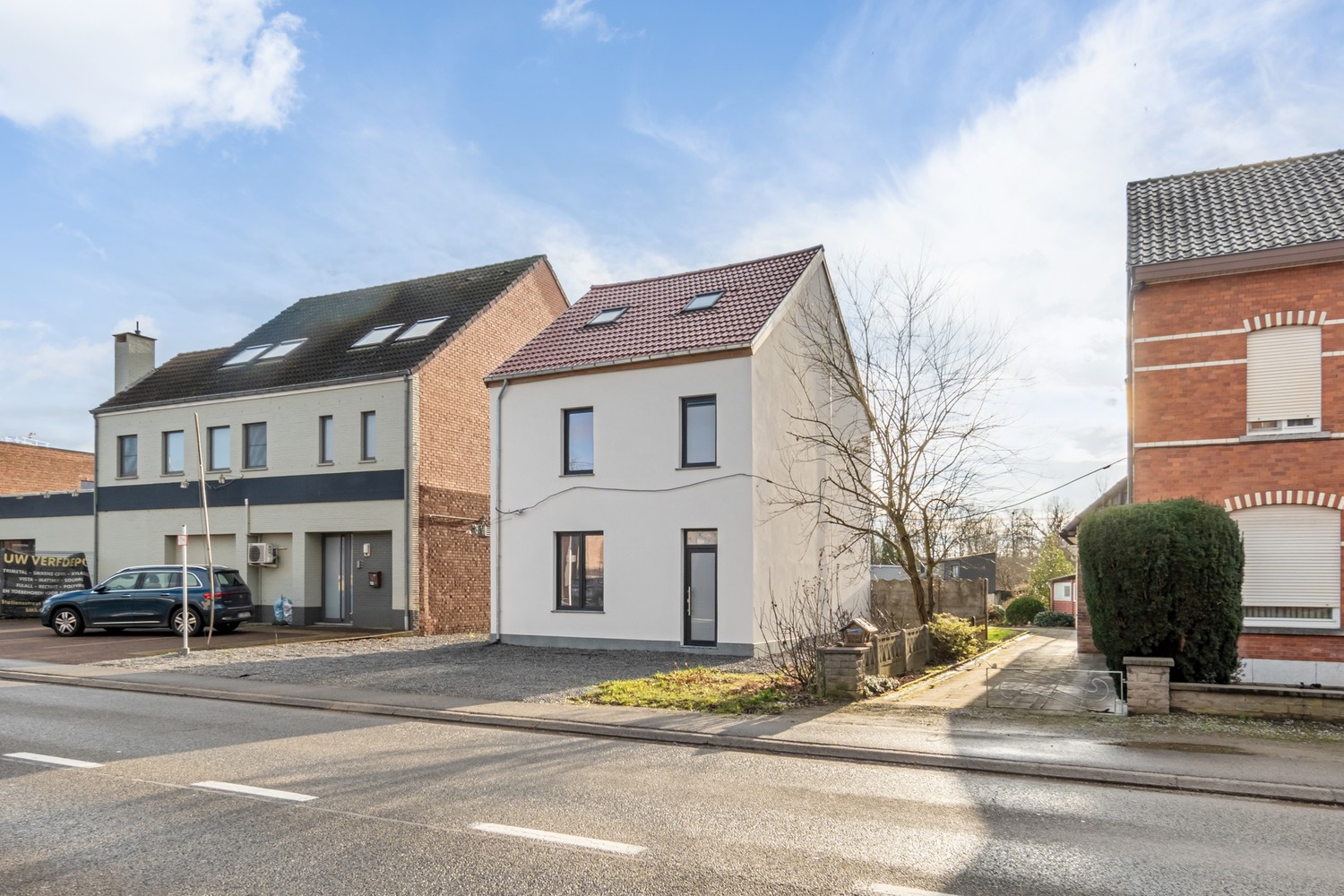 Volledig gerenoveerde, energiezuinige woning met 4 slaapkamers en tuin te Rotselaar - foto 1