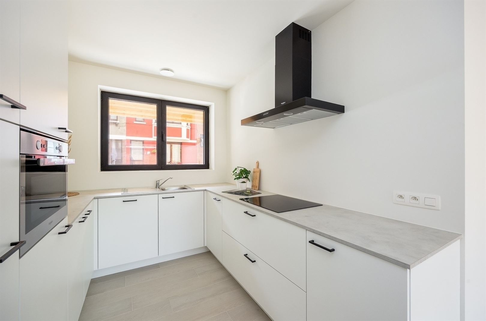Energiezunige ruime woning nabij centrum Kapellen - foto 4