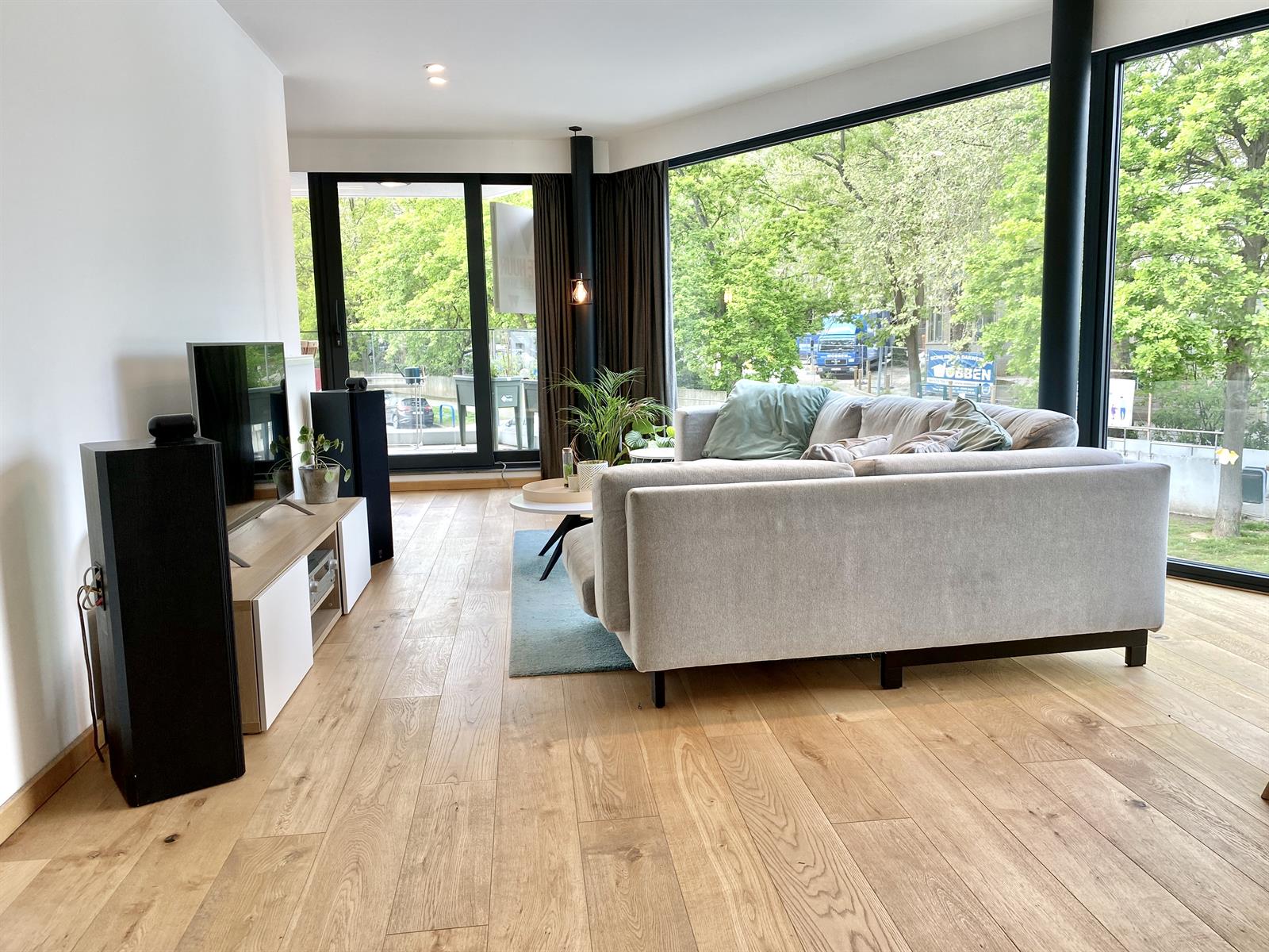te huur: Modern en lichtrijk appartement te Aalst!  - foto 5