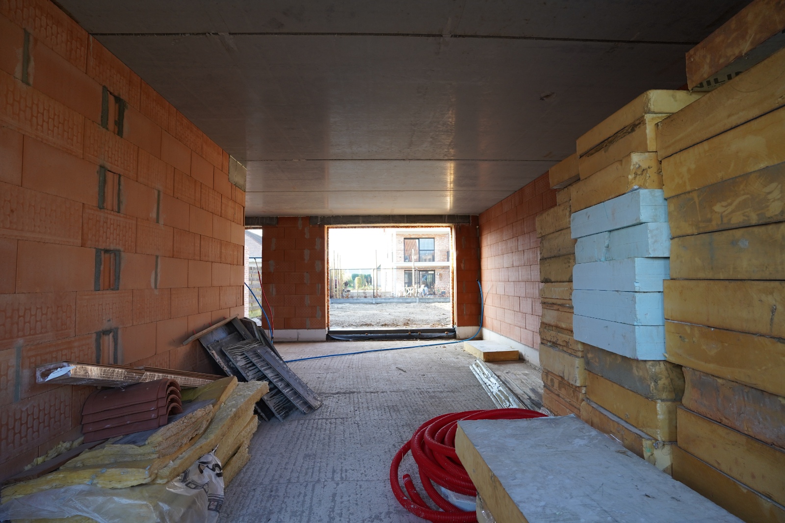 Nieuwbouw woning met 3 slaapkamers te centrum Buggenhout - foto 2