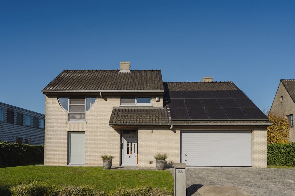 Villa avec 6 chambres et jardin à vendre à Sint-Eloois-Vijve - photo 2