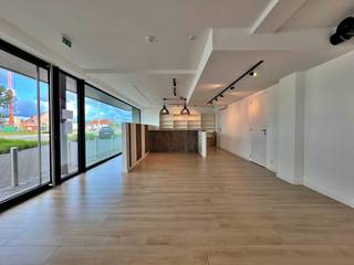 Commercial à louer à Lievegem