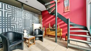 Ontdek deze karaktervolle gerenoveerde fermette, oorspronkelijk gebouwd in 1879 en volledig heringericht tot twee afzonderlijke woonentiteiten (22A...