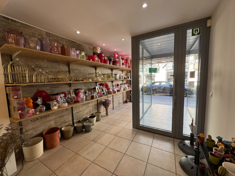 OPBRENGSTEIGENDOM, Handelspand met duplex appartement - foto 4