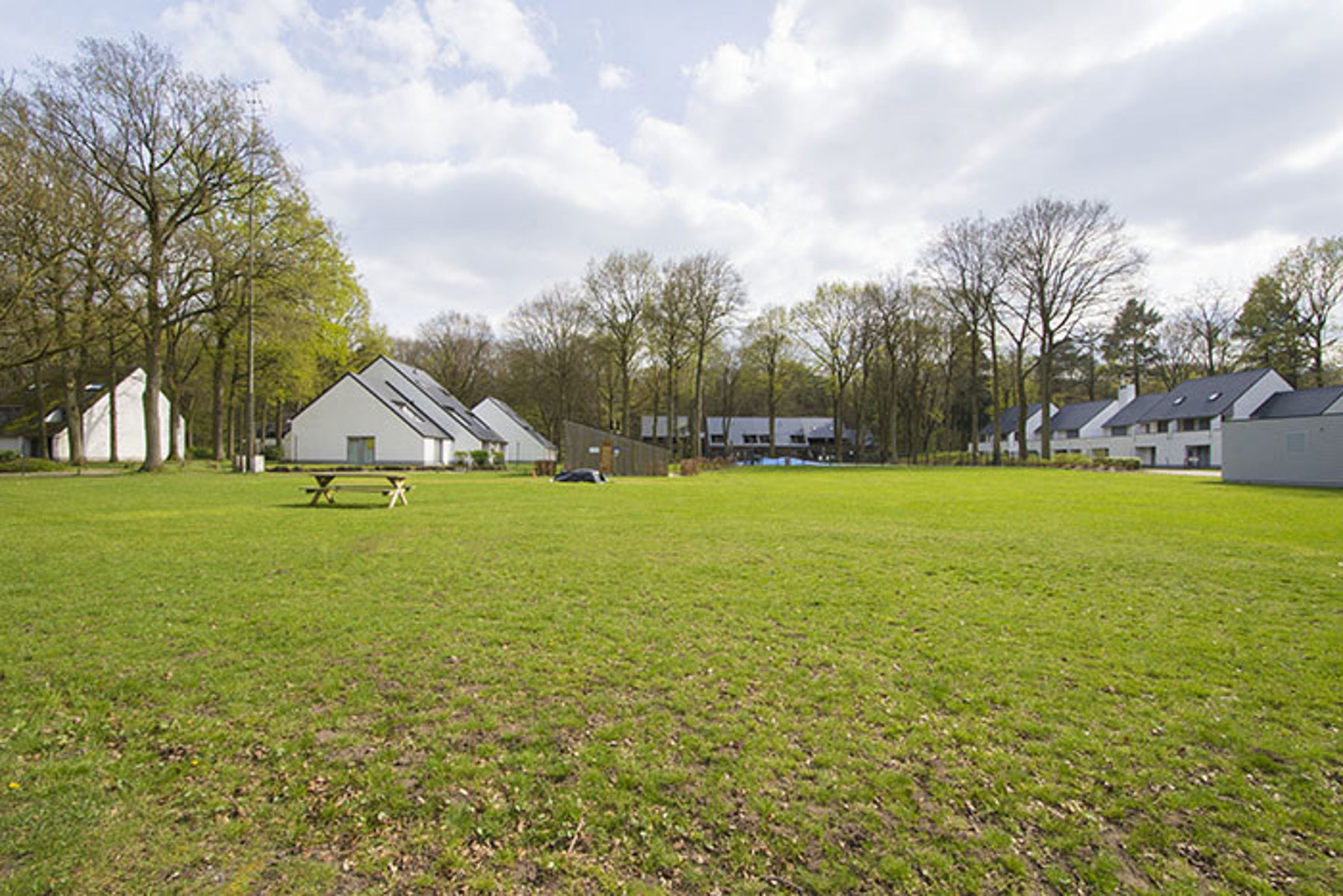 Apartment for sale in Houthalen-Helchteren with 1 bedroom - photo 2