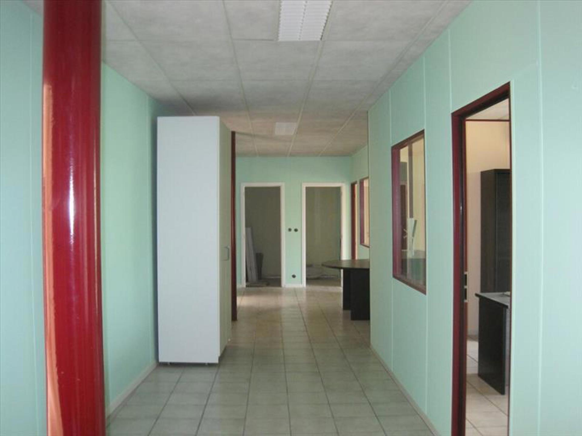 Commercial à louer à Ternat - photo 5