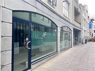 Info &amp; Visit: 056 26 11 99 - Voor de beschrijving en de wettelijke informatieplicht (art.5.2.6 VCRO en Watertoets, EPC, EPC-nummer,…) verwijzen we naar de advertentie op de website van Immo Pottelberg te bereiken via voorgaande url link. U kan ook de volledige website van het kantoor bereiken via - https://www.immopottelberg.be/ - waar u ook andere interessante panden kan terugvinden. De inhoud van deze advertentie valt onder de uitsluitende aansprakelijkheid en verantwoordelijkheid van Immo Pottelberg, Philippe Despriet BIV 204 222, die ons deze advertentie heeft aangeleverd. Klachten of opmerkingen over de inhoud dienen rechtstreeks aan Immo Pottelberg kenbaar gemaakt worden via e-mail: - info@immopottelberg.be - ***xxxINW-Pottelberg-