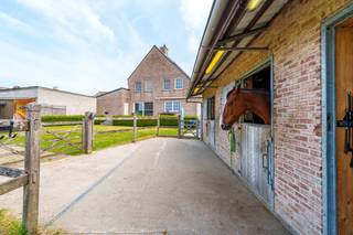 Op een strategische locatie langs de Roeselarebaan in Lichtervelde, nabij het centrum en de E403, bevindt zich deze energiezuinige (A-label)...