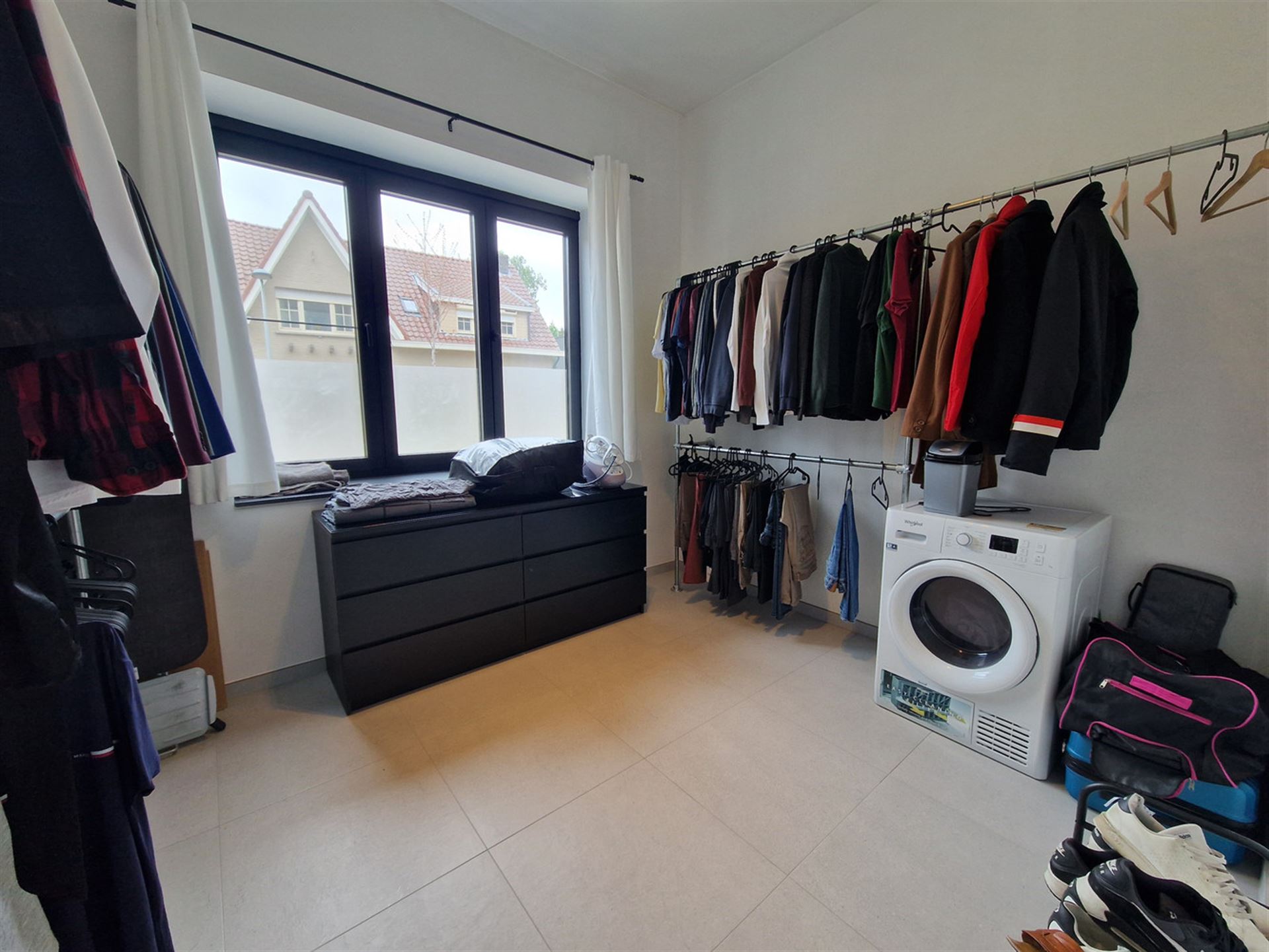 Ruim gelijkvloers appartement, 2 slpk, zuidgericht terras, garagebox, E-Peil 15 - foto 5