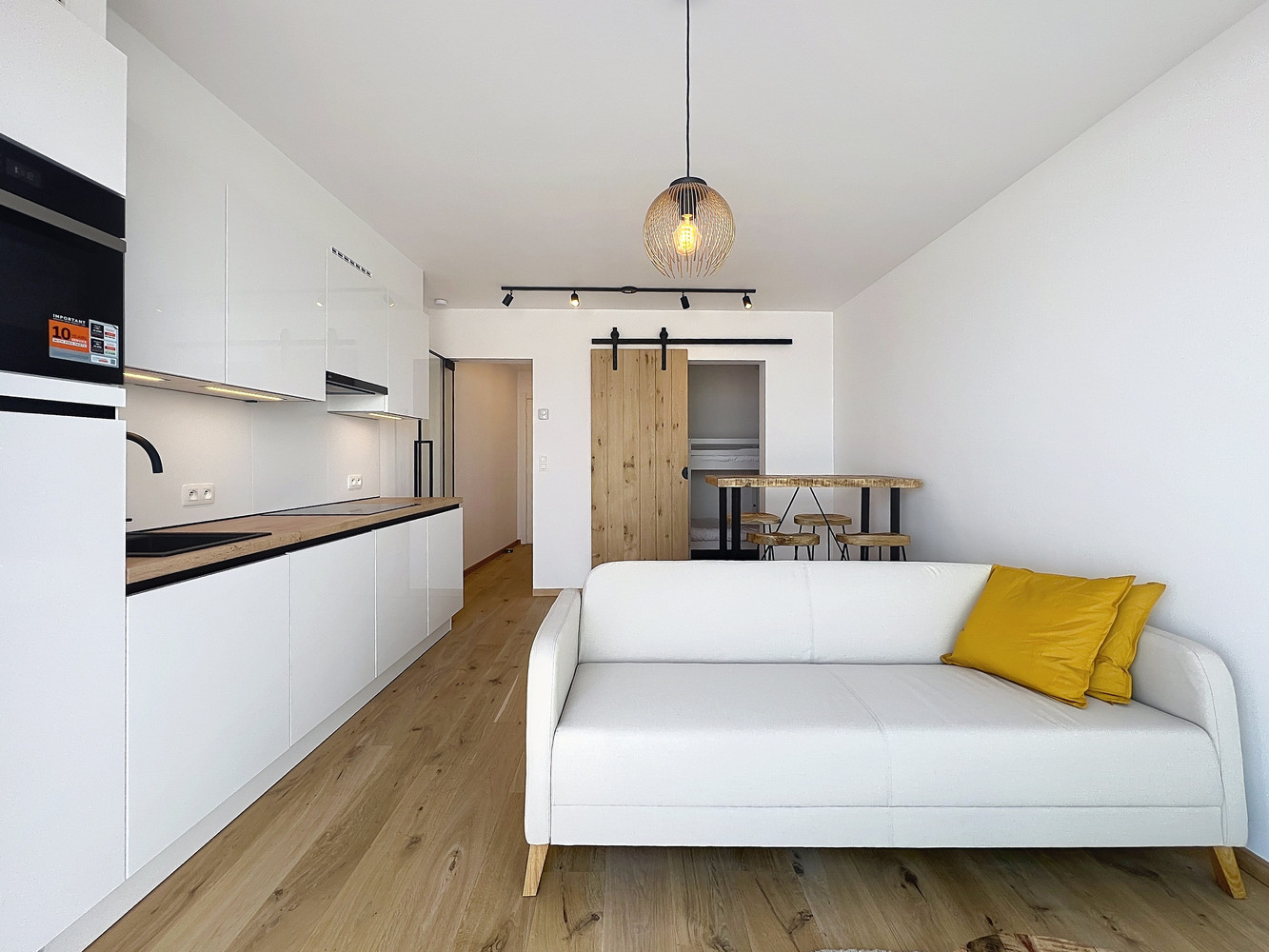 Gerenoveerde studio met slaaphoek op de Zeedijk in Heist - foto 4