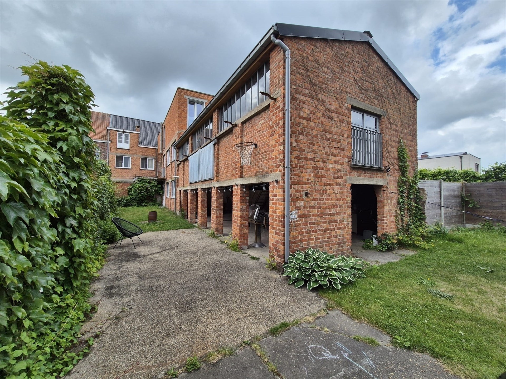 Uitzonderlijke ruime woning voor maximum 1 jaar. - foto 1