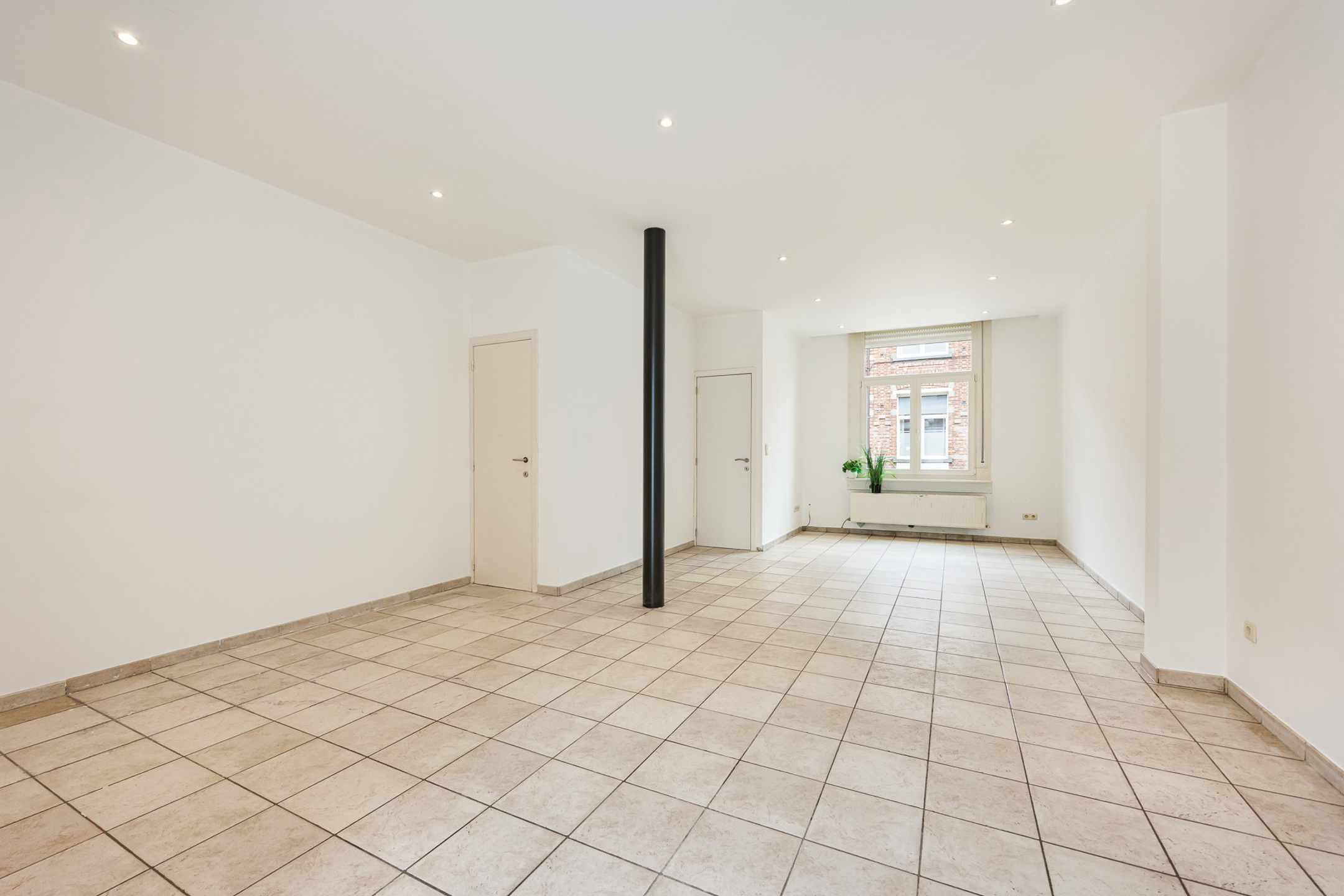 Gezinswoning met 4 slaapkamers nabij centrum Turnhout. - foto 2