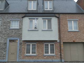 Ondergrondse garagestaanplaats. gelegen vlakbij centrum. Voor verdere info of afspraak bel 0473 33 33 35 of mail naar rudy@wijns.be