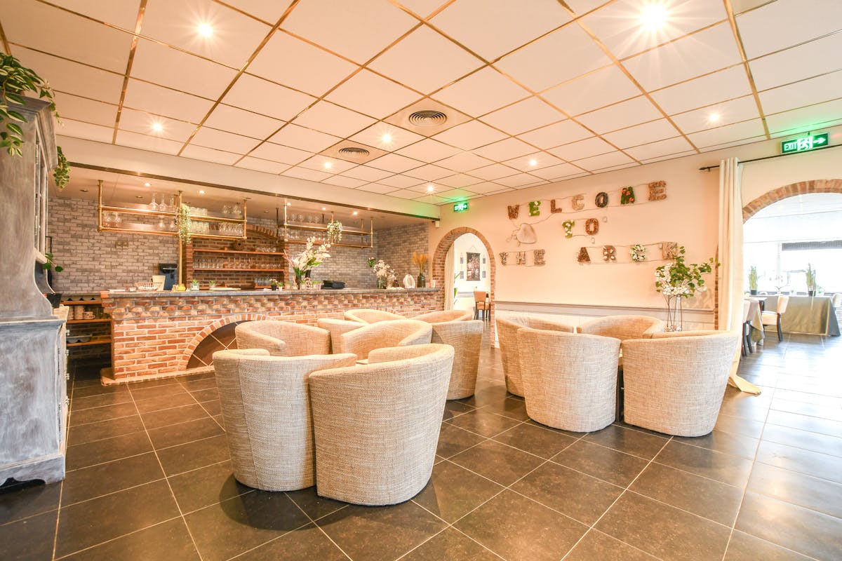 Uniek pand te koop aan de kust: Horeca, sport &amp; wonen - foto 4