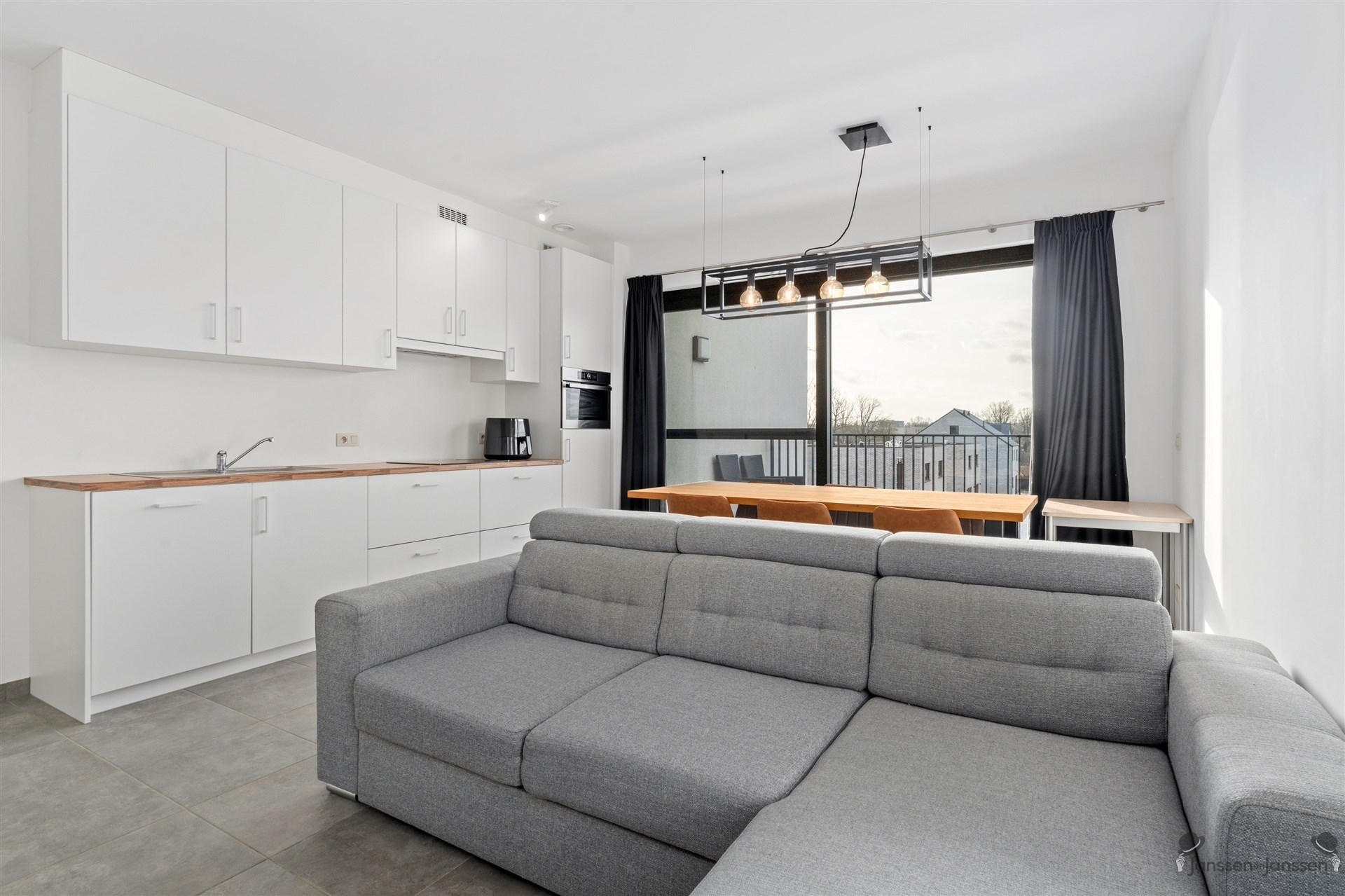 BEN appartement (2de verd.) met zonnepanelen, berging &amp; garage - foto 2