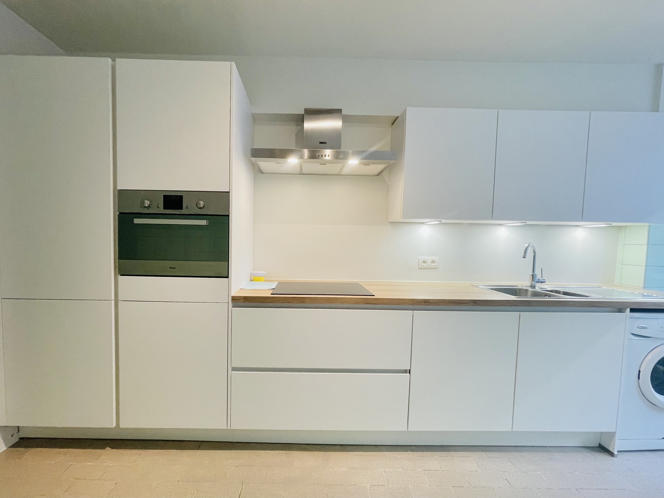 Instapklaar appartement met 3 slaapkamers en een zonnig terras in hartje Gent op de Kouter. - foto 4