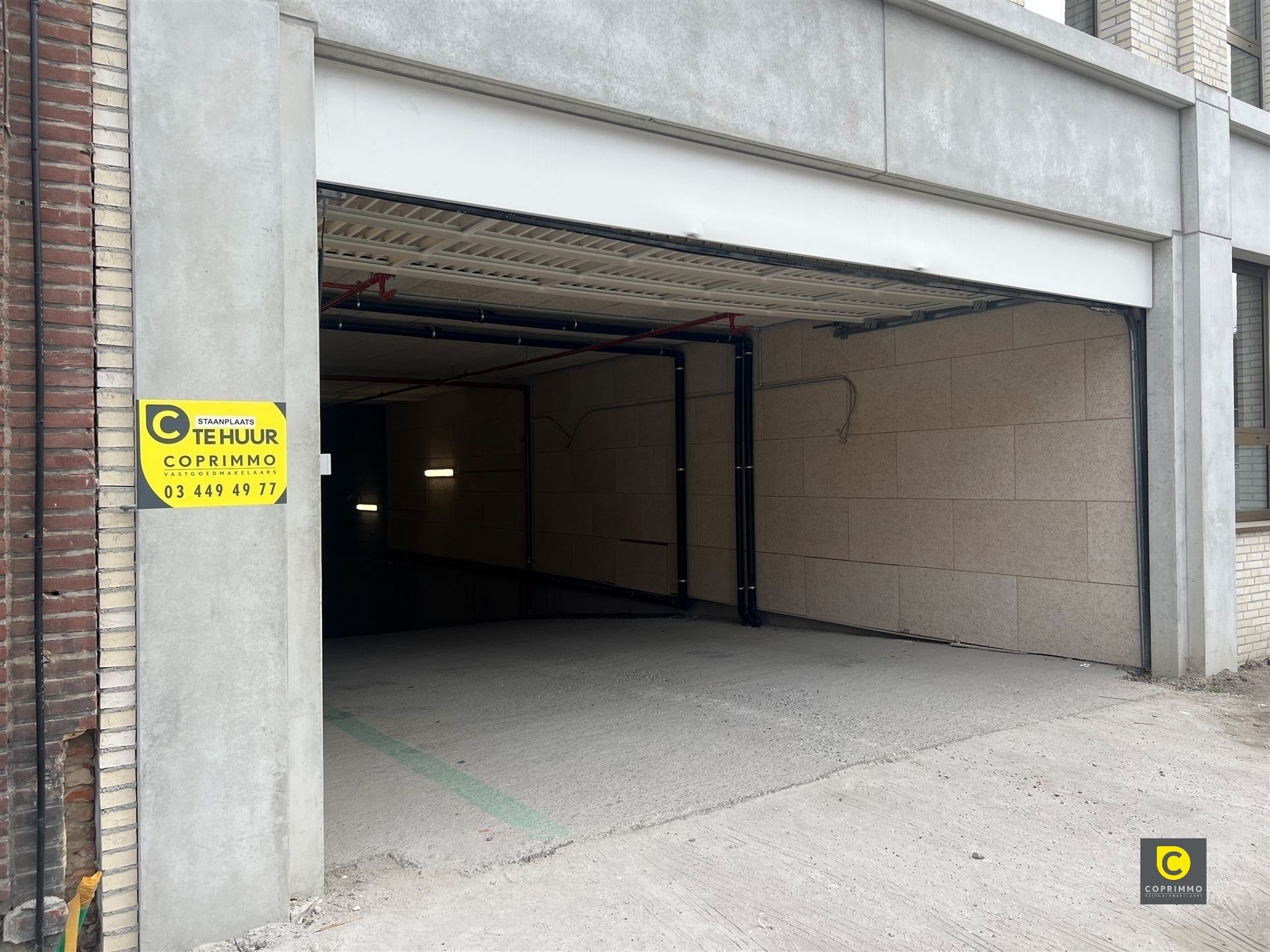 Ondergrondse autostaanplaatsen op centrale locatie! - foto 3