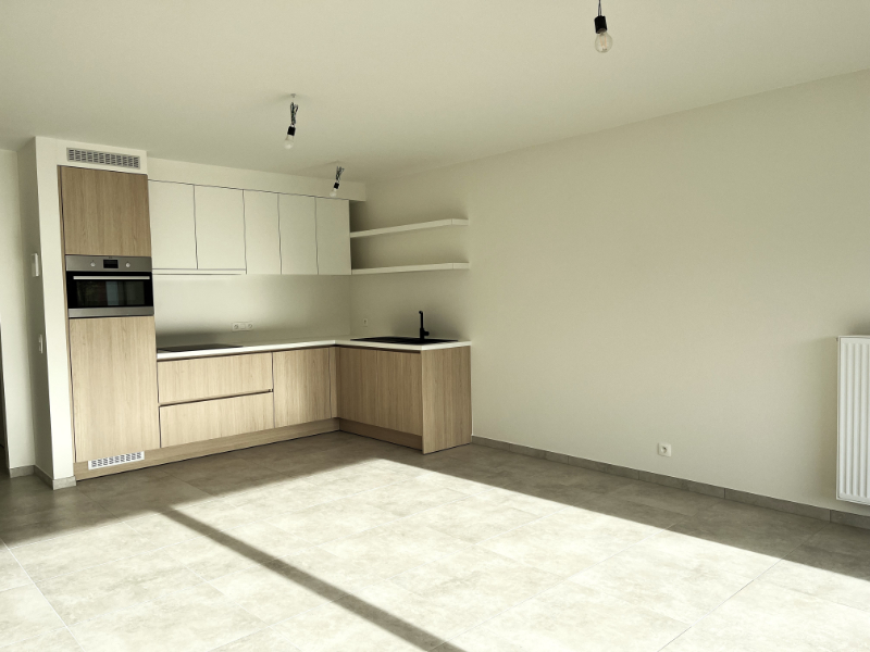 Centrum gelegen appartement met 2 slaapkamers - foto 3