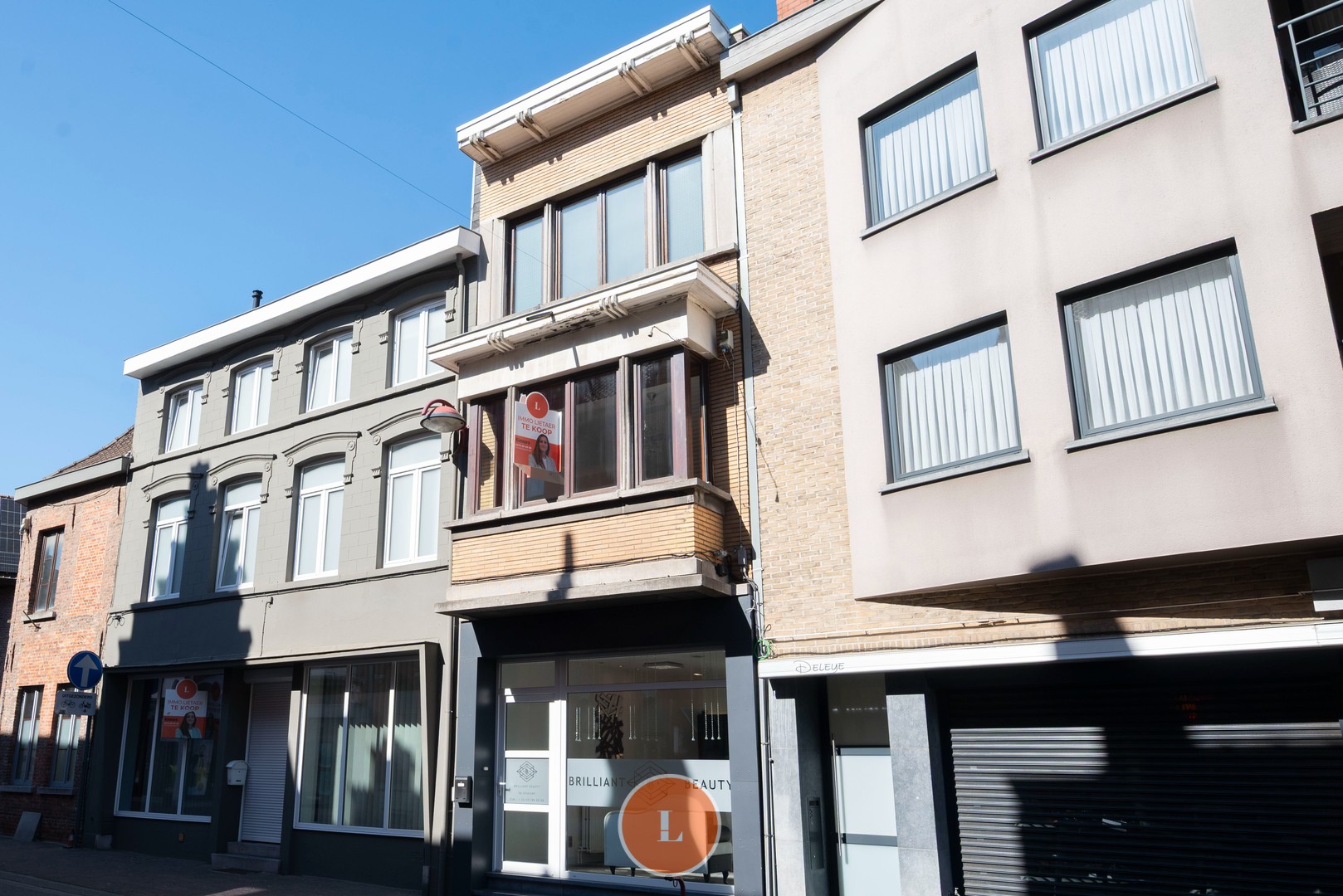 Te koop handelspand met woonst centrum Menen - photo 1