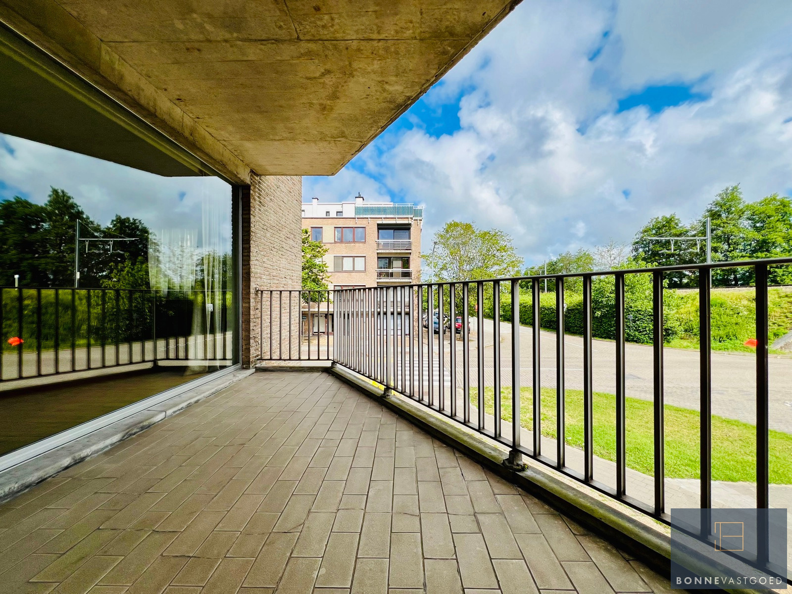 Volledig residentieel opbrengstgebouw met 8 woonentiteiten nabij Brugge - foto 5