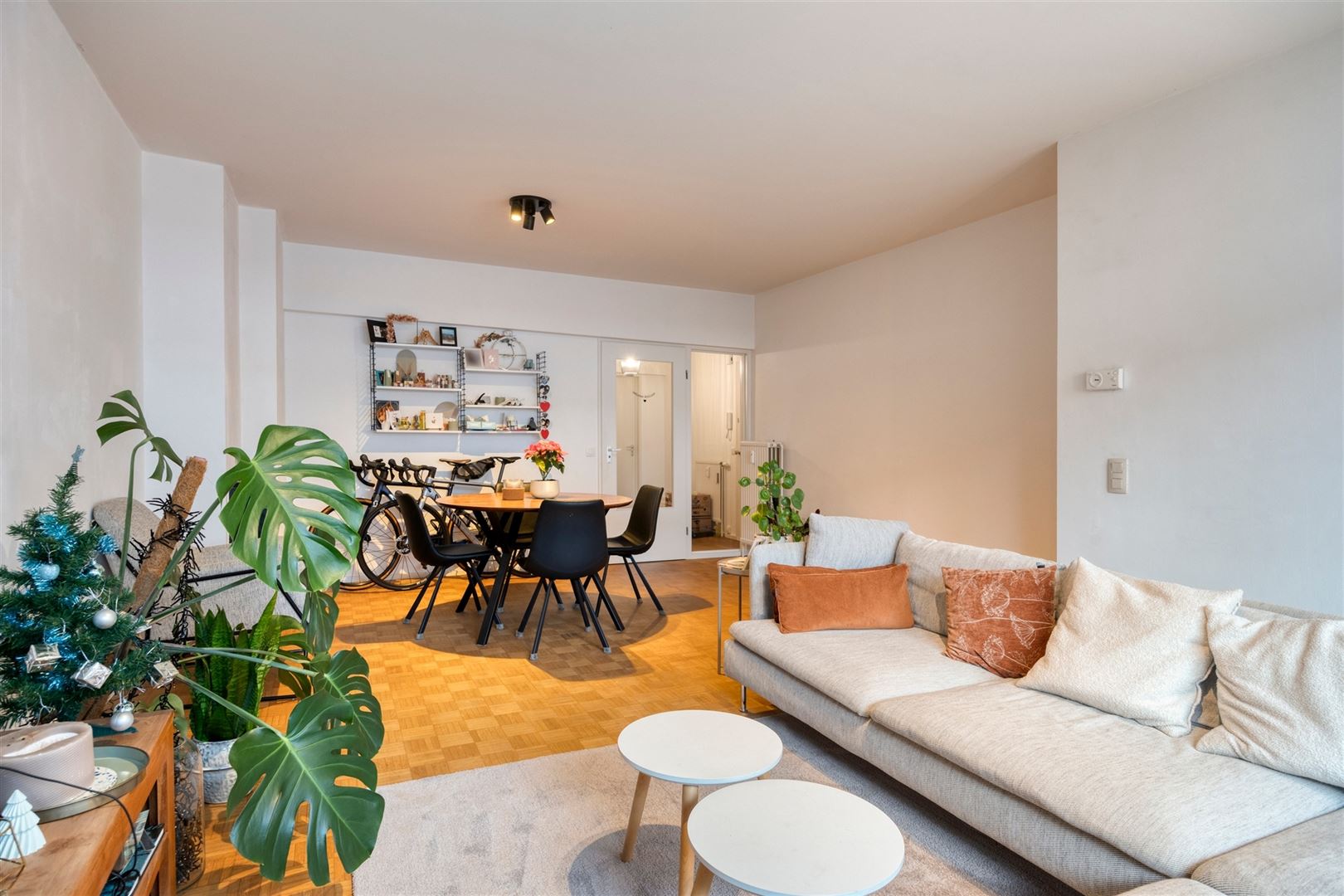 gernoveerd appartement met zonnige tuin nabij de Fruithoflaan - foto 1