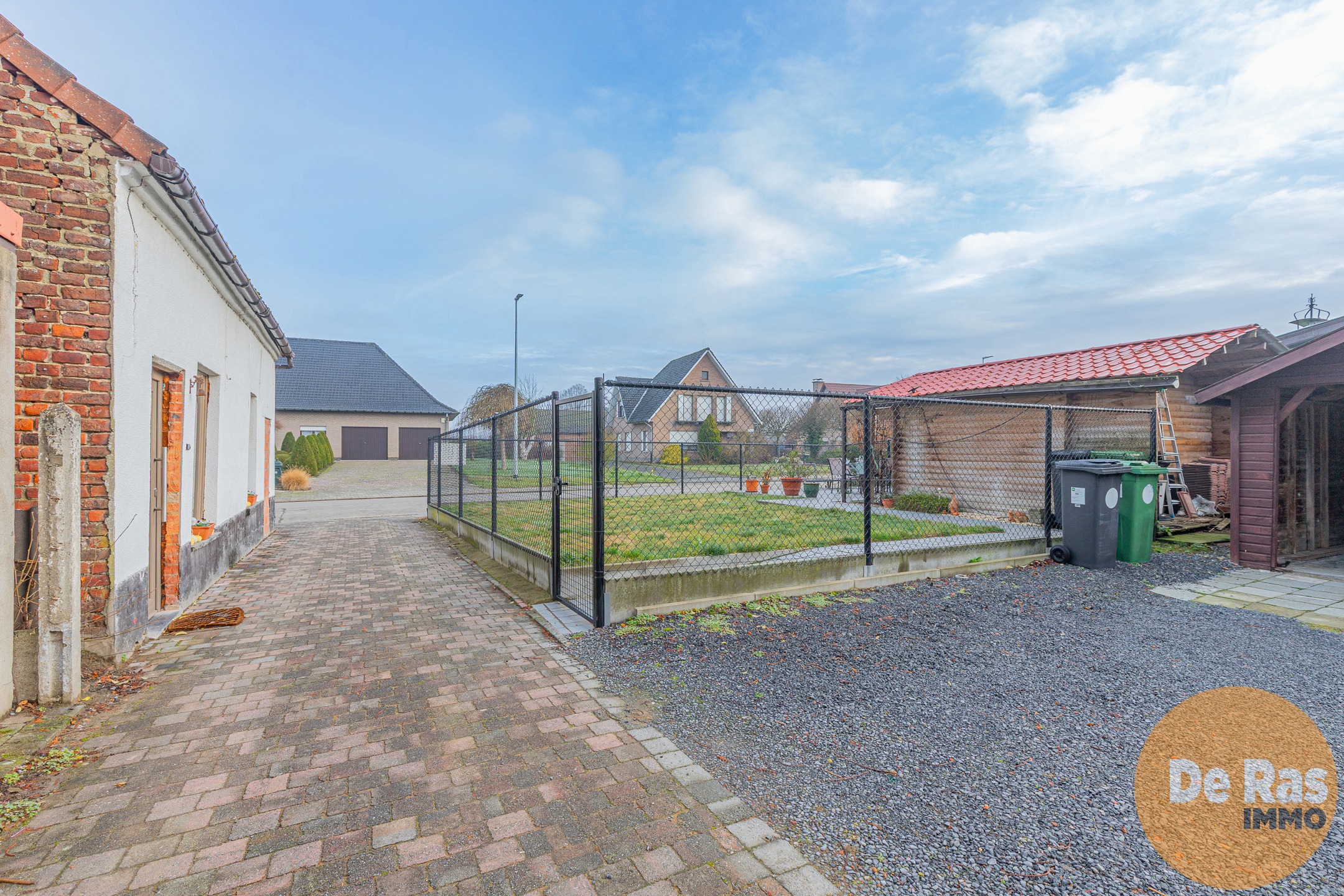 OORDEGEM - Instapklare woning met 2 kamers op leuke locatie - foto 4